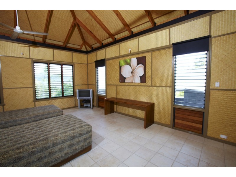 12 Henry Lawson Street HORSESHOE BAY, Magnetic Island QLD 4819