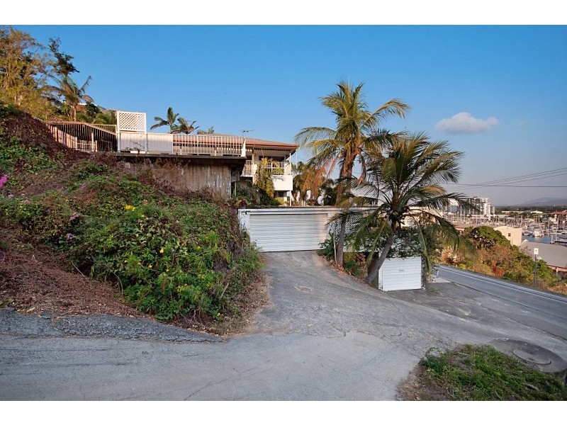 9 Melton Terrace, Townsville City QLD 4810