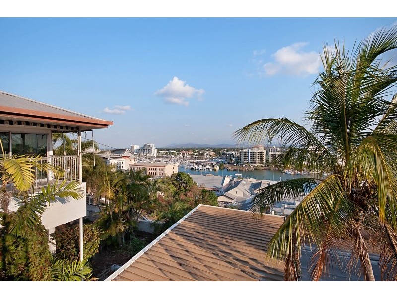 9 Melton Terrace, Townsville City QLD 4810