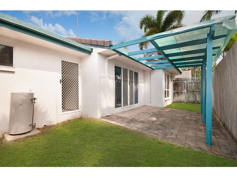 2/24 Lothair Street, Pimlico QLD 4812