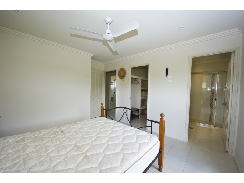 11 Pandanus Drive  Horseshoe Bay, Magnetic Island QLD 4819