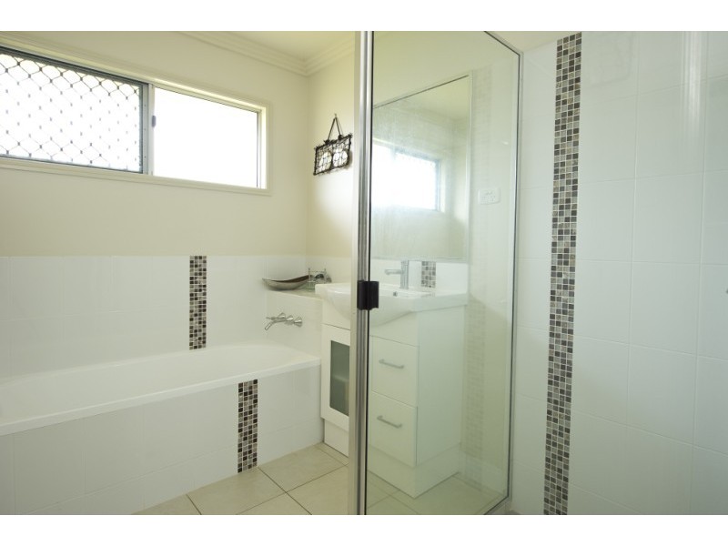 11 Pandanus Drive  Horseshoe Bay, Magnetic Island QLD 4819