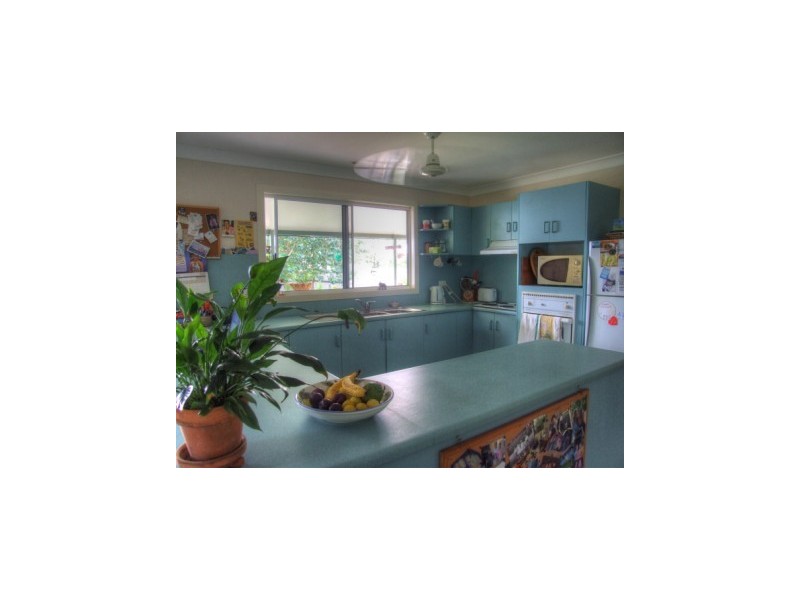 4 Bay Vista Court Horseshoe Bay, Magnetic Island QLD 4819