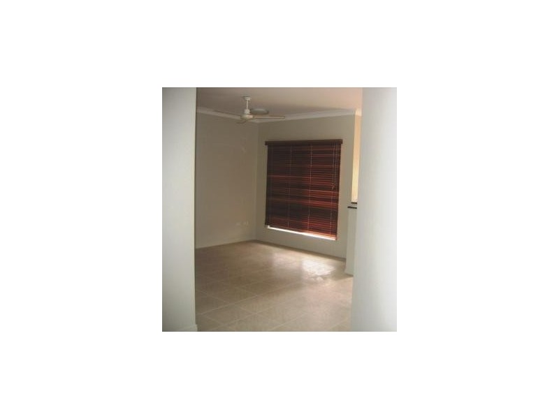 6 Waterdragon Link, Douglas QLD 4814