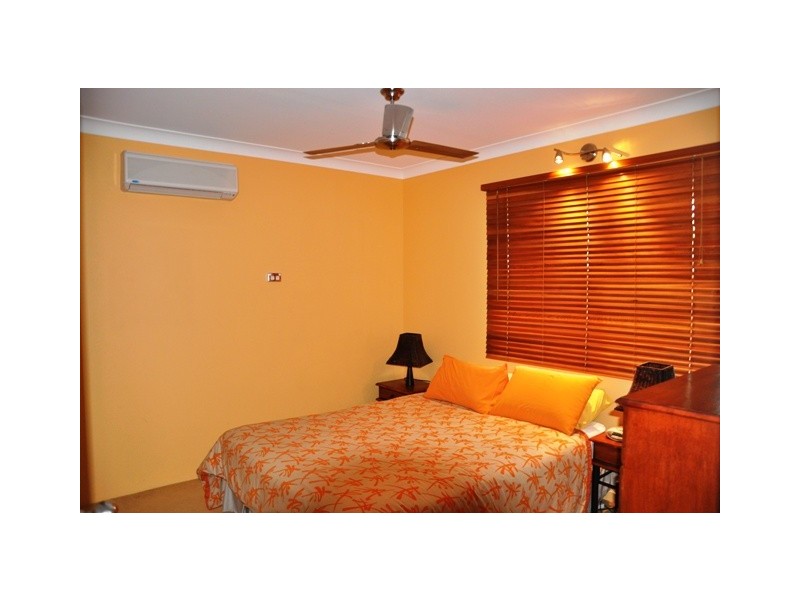 16 Yule Street PICNIC BAY, Magnetic Island QLD 4819