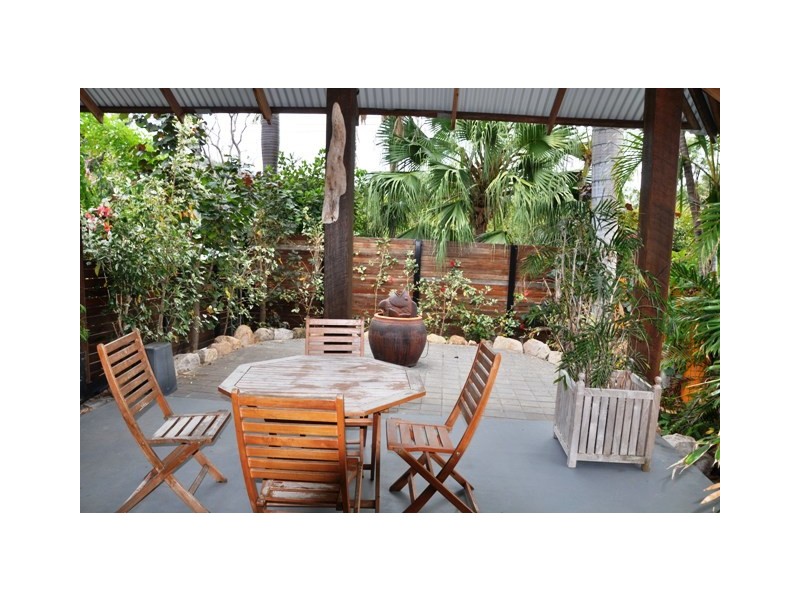 16 Yule Street PICNIC BAY, Magnetic Island QLD 4819