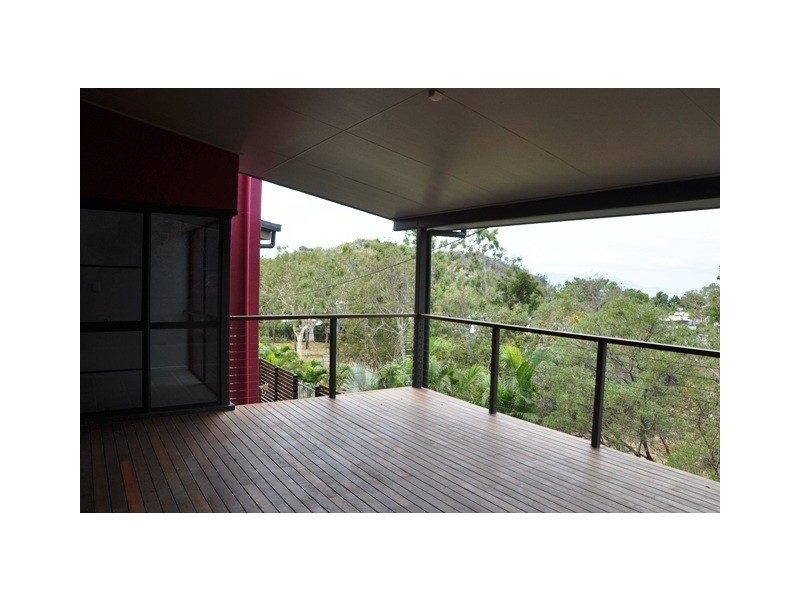 1-5/20 Yule Street PICNIC BAY, Magnetic Island QLD 4819