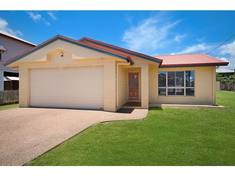 86 Eleventh Avenue, Railway Estate QLD 4810