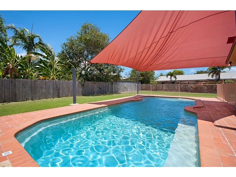 86 Eleventh Avenue, Railway Estate QLD 4810