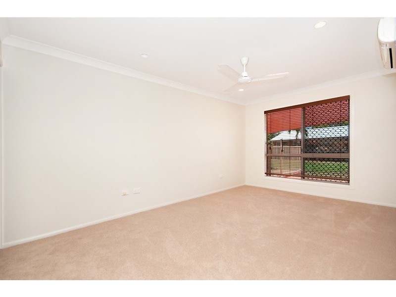 86 Eleventh Avenue, Railway Estate QLD 4810
