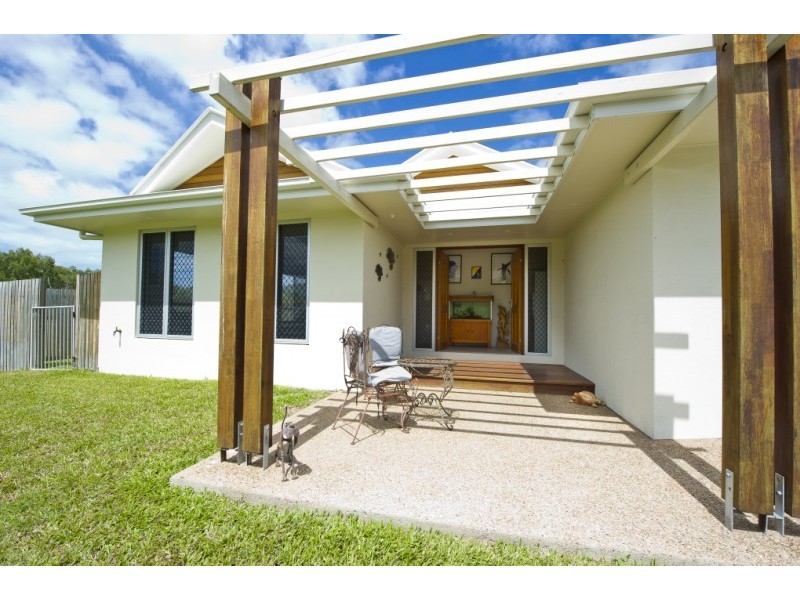11 Pandanus Drive  Horseshoe Bay, Magnetic Island QLD 4819