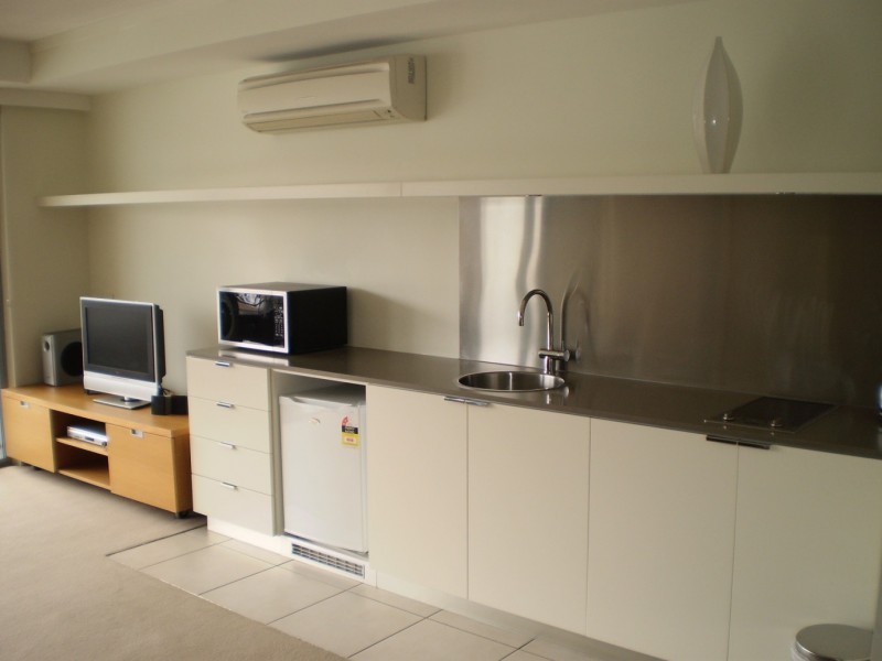 121/123 Sooning Street Nelly Bay, Magnetic Island QLD 4819