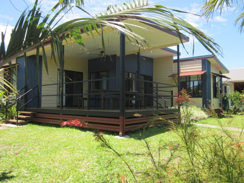98 Gifford Street  Horseshoe Bay, Magnetic Island QLD 4819