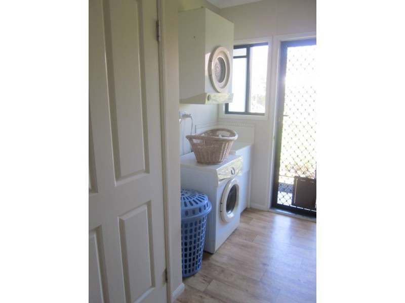 98 Gifford Street  Horseshoe Bay, Magnetic Island QLD 4819