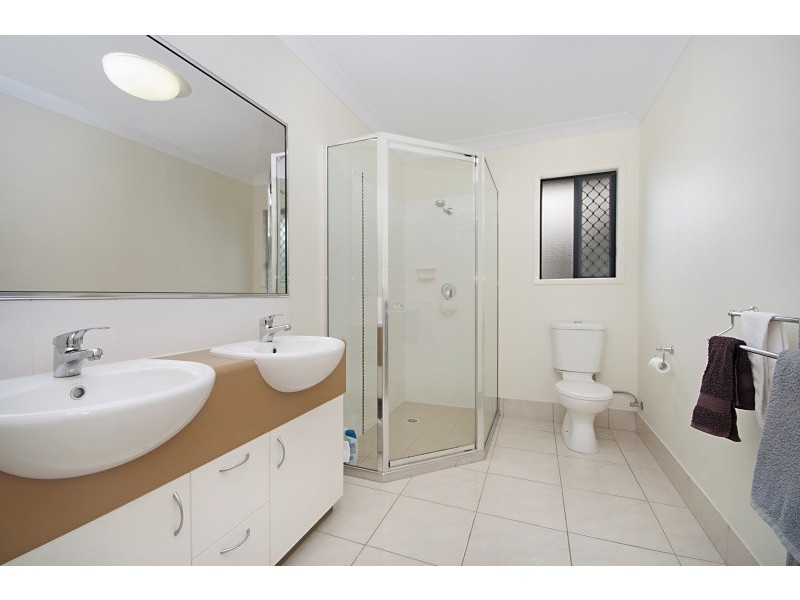 8 Fontwell Court, Mount Low QLD 4818