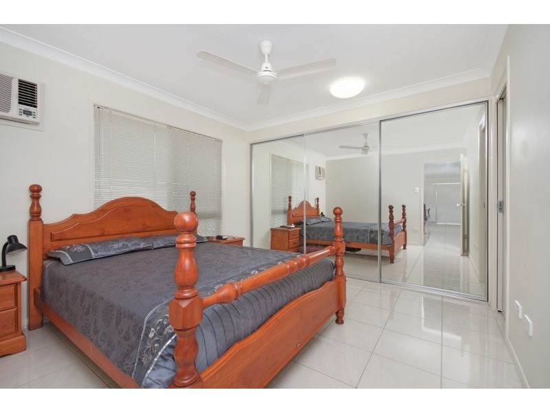 8 Fontwell Court, Mount Low QLD 4818