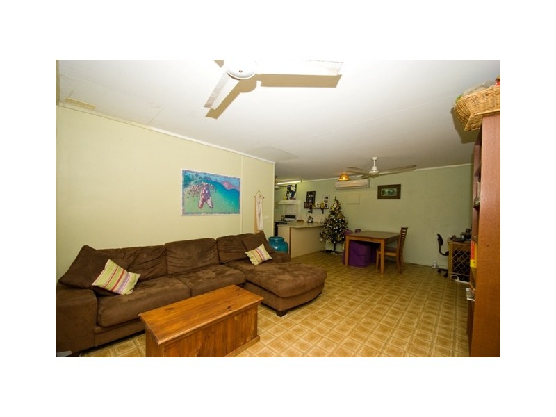 7 Murray Street Nelly Bay, Magnetic Island QLD 4819