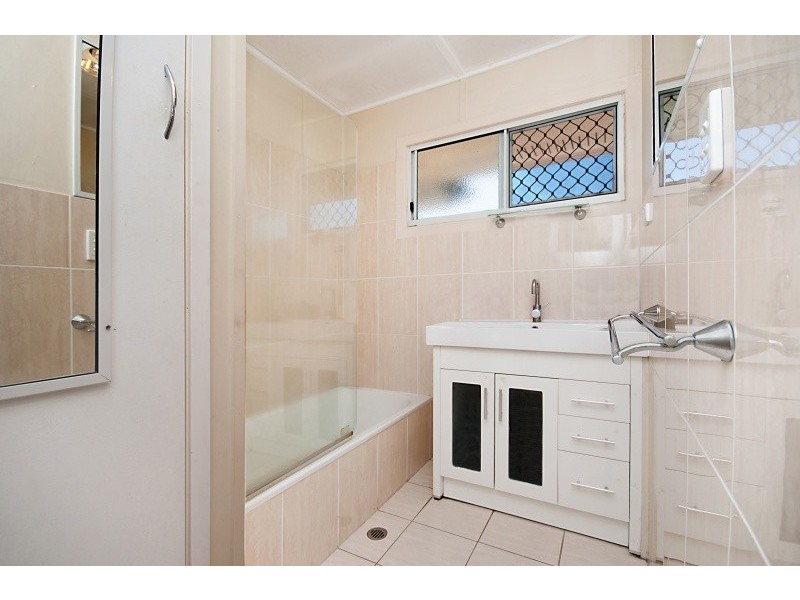 12 Nathan Street, Vincent QLD 4814