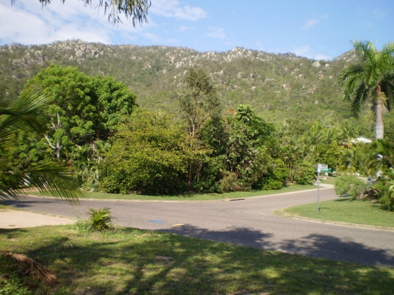 46 Elena Street  Nelly Bay, Magnetic Island QLD 4819