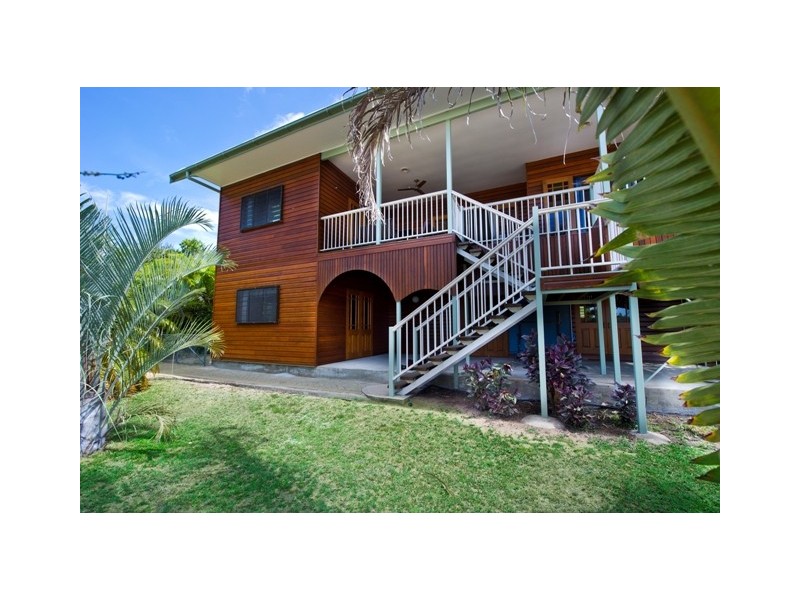 14 Bay Vista Court HORSESHOE BAY, Magnetic Island QLD 4819