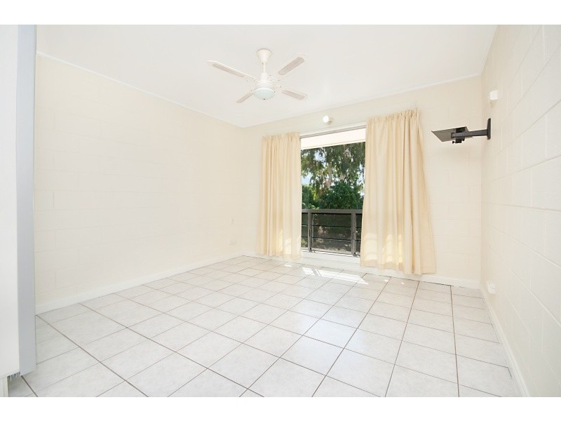 6/135 Mitchell Street, North Ward QLD 4810