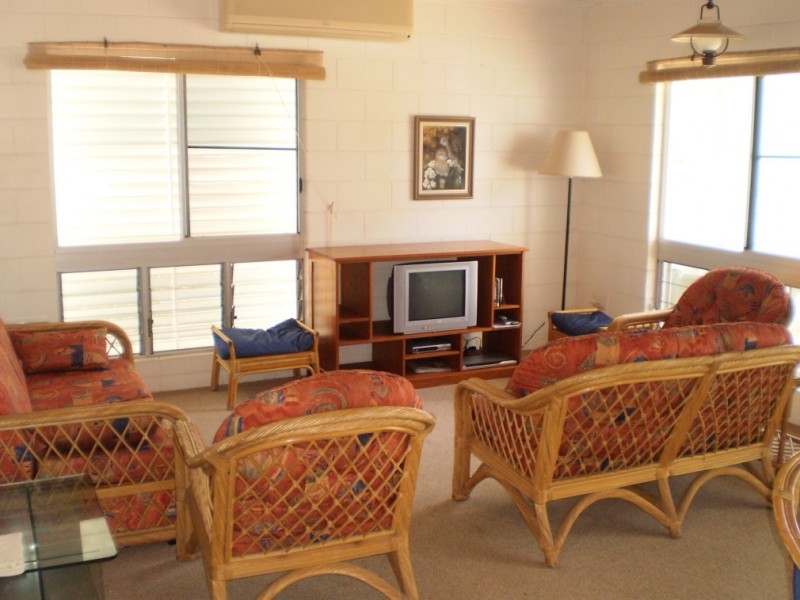 3 / 37 Marine Parade Arcadia, Magnetic Island QLD 4819