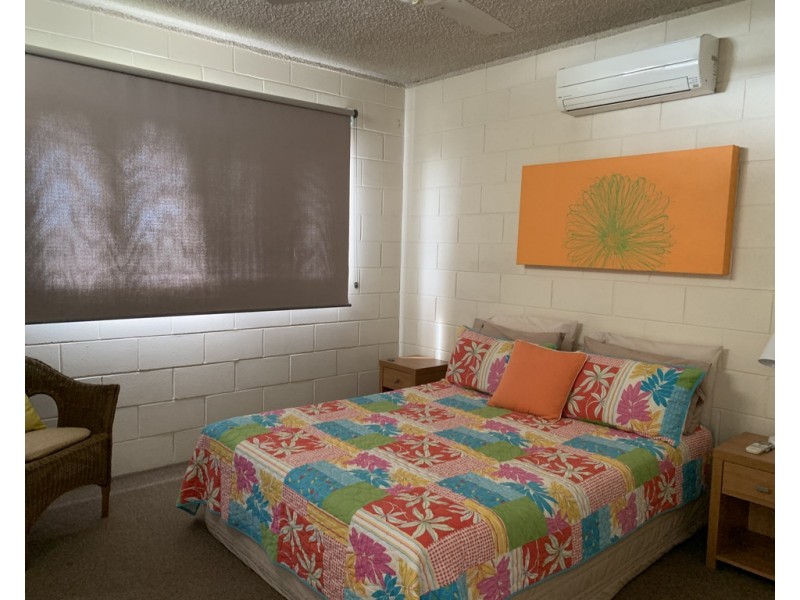 4/30 The Strand, North Ward QLD 4810