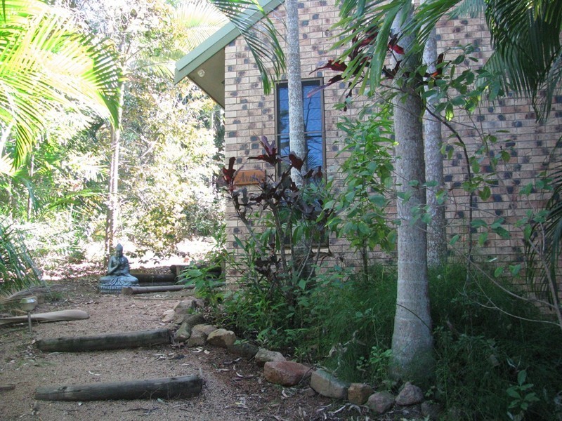 21 Mirimar Cres “Avalon at Arcadia”, Magnetic Island QLD 4819