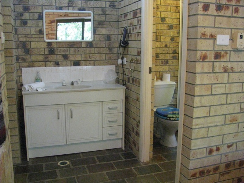 21 Mirimar Cres “Avalon at Arcadia”, Magnetic Island QLD 4819