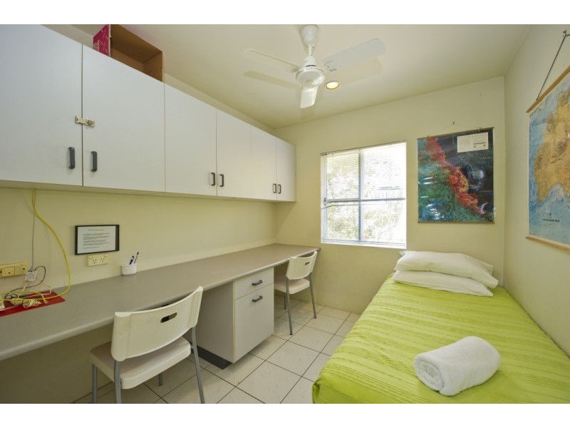 7 Osborne Crt “John’s Modern Island Home” $200 p/n, Magnetic Island QLD 4819