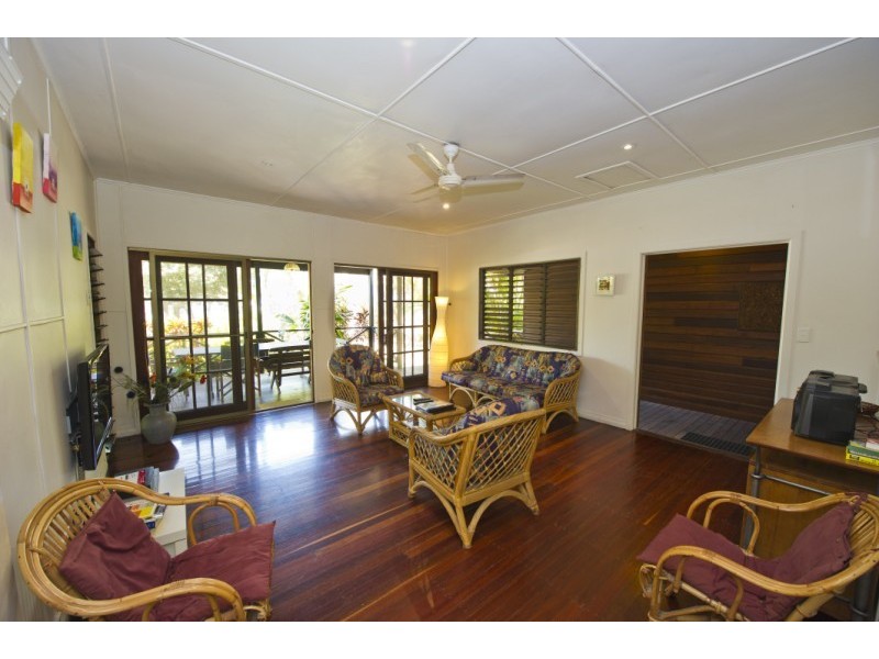 39 Marine Pde Arcadia “Beaches”, Magnetic Island QLD 4819