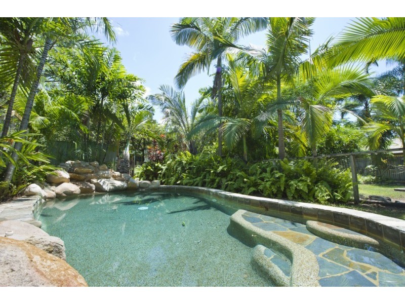 39 Marine Pde Arcadia “Beaches”, Magnetic Island QLD 4819