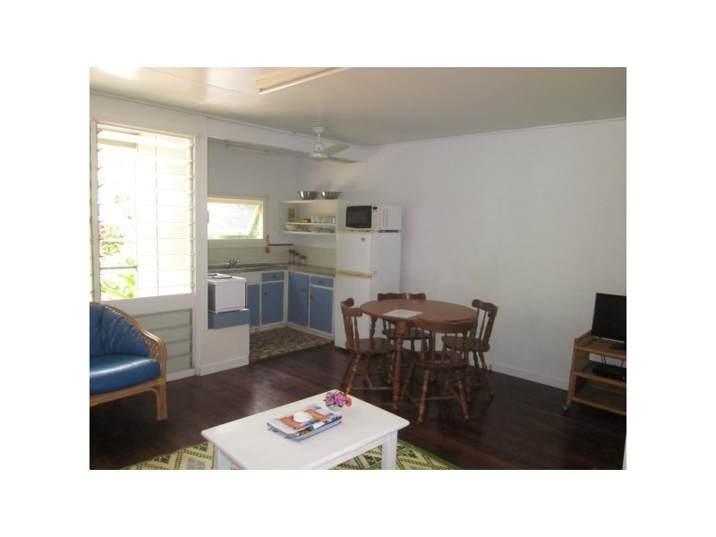 42 Hayles Avenue, Arcadia, Magnetic Island QLD 4819