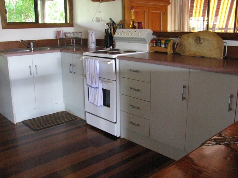 17 Corica St – Magnetic House from $200 p/n $1400 p/w, Magnetic Island QLD 4819