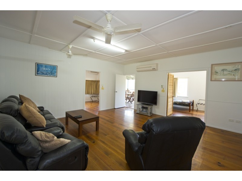 36 Armand  Way Arcadia from $170 p.n, Magnetic Island QLD 4819