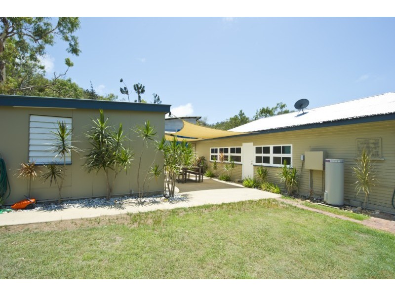 36 Armand  Way Arcadia from $170 p.n, Magnetic Island QLD 4819