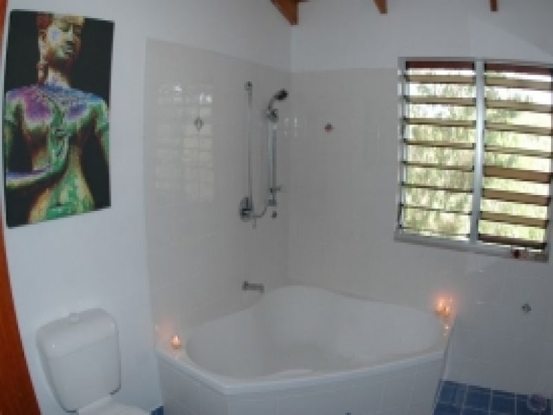 5 Rintoul Court – Magnetic Luhr $220 p/n $1300 p/w, Magnetic Island QLD 4819