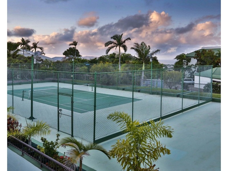 16/7 Hale Street, North Ward QLD 4810