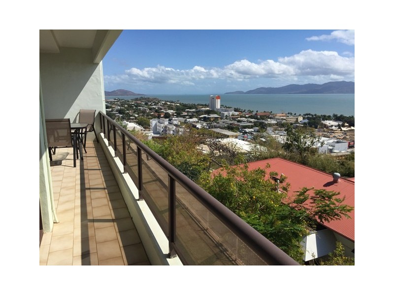 33/7 Hale Street, North Ward QLD 4810