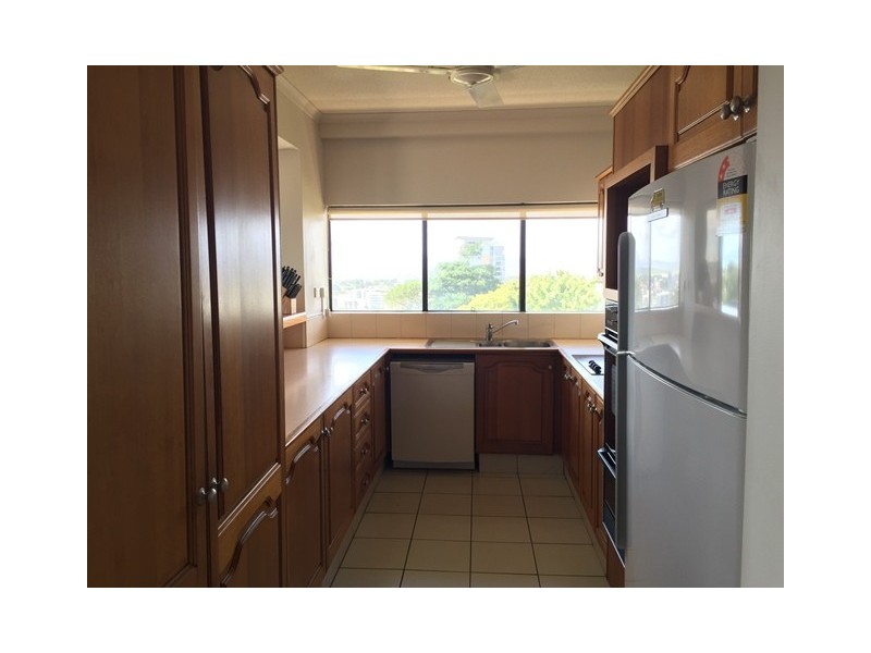 33/7 Hale Street, North Ward QLD 4810