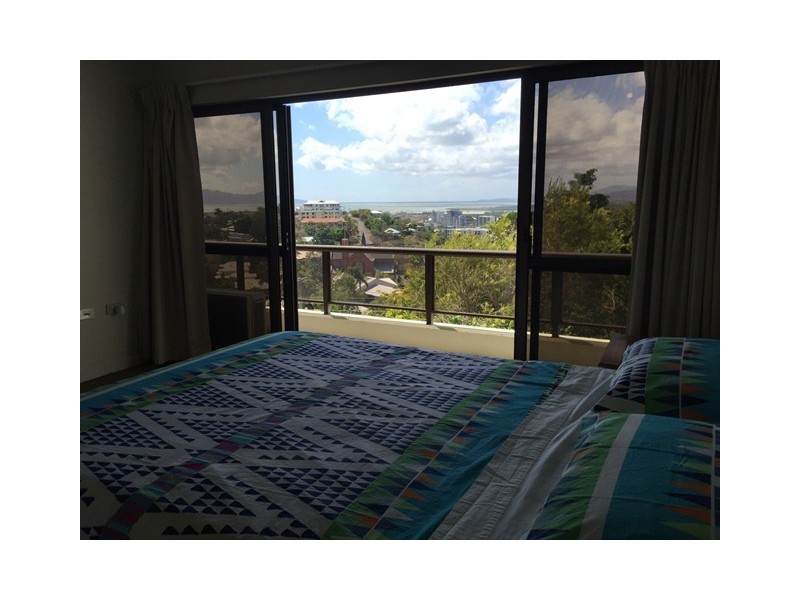 33/7 Hale Street, North Ward QLD 4810