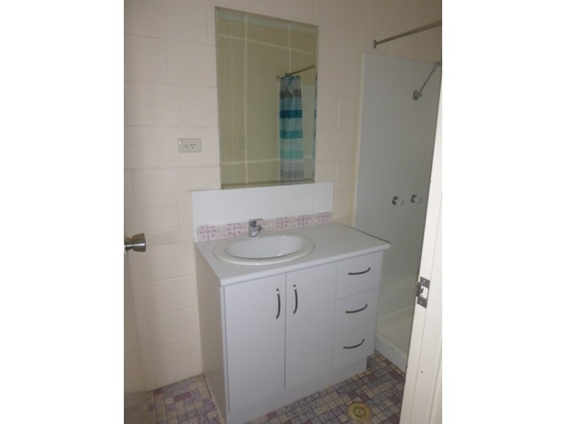 10/37 Hugh Street, West End QLD 4810