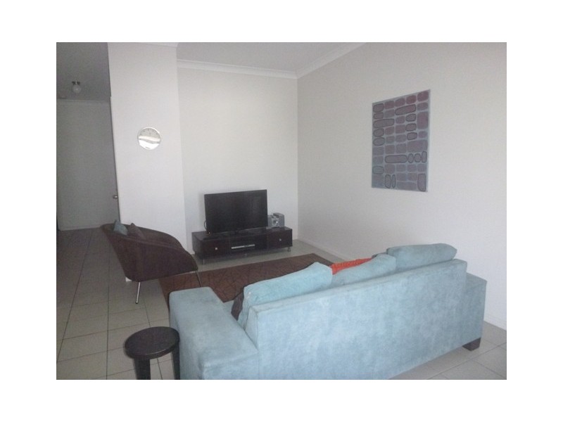 13/53-55 Kings Road, Hyde Park QLD 4812