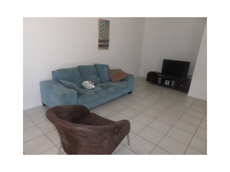 10/53-55 Kings Road, Hyde Park QLD 4812