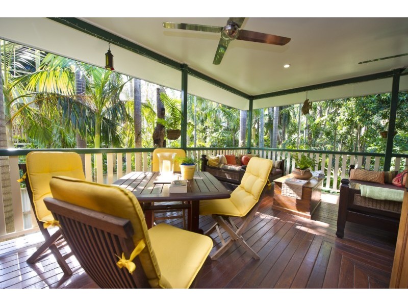 22 Grace Street, Nelly Bay, Magnetic Island QLD 4819