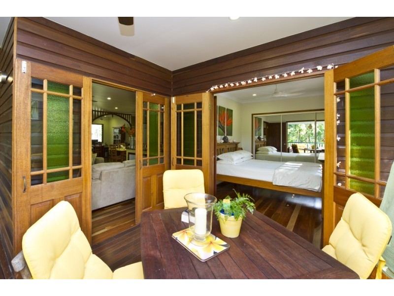 22 Grace Street, Nelly Bay, Magnetic Island QLD 4819