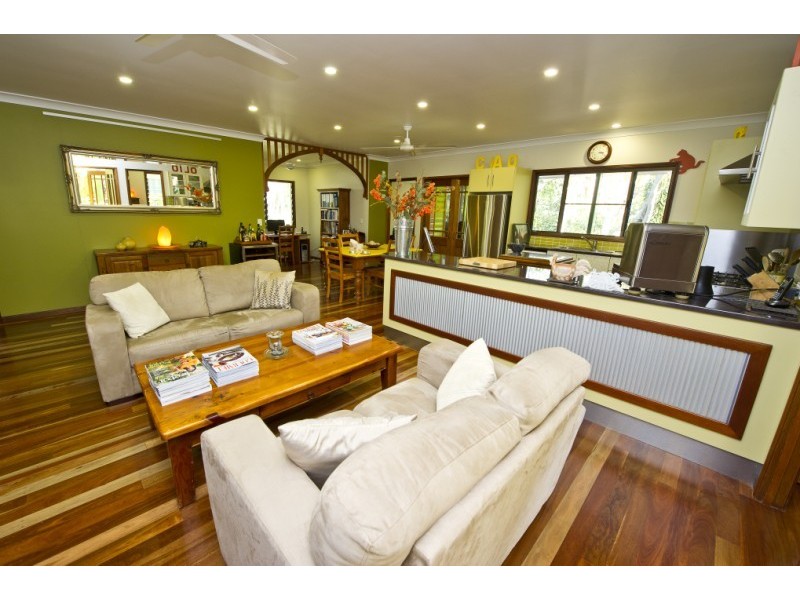 22 Grace Street, Nelly Bay, Magnetic Island QLD 4819