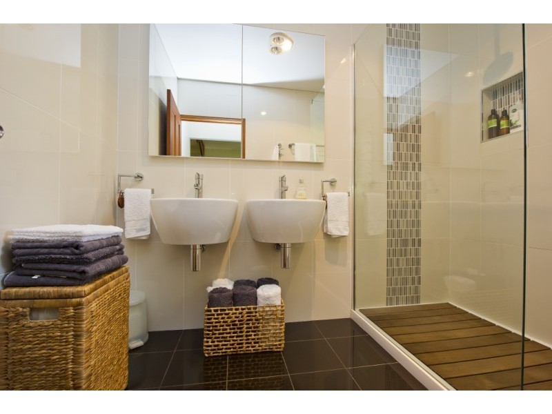 22 Grace Street, Nelly Bay, Magnetic Island QLD 4819