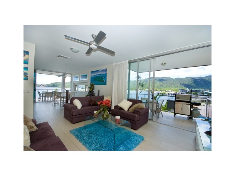 3201 One Bright Point 146 Sooning Street Nelly Bay, Magnetic Island QLD 4819
