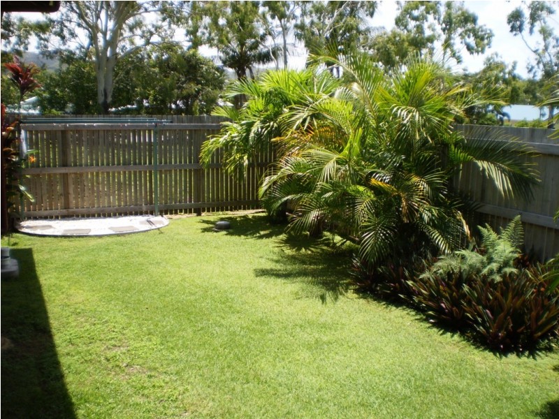 25 Apjohn Street  Horseshoe Bay, Magnetic Island QLD 4819